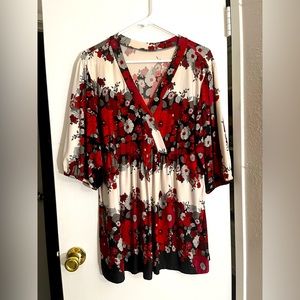 Multicolored Top With Flowers Printing Design